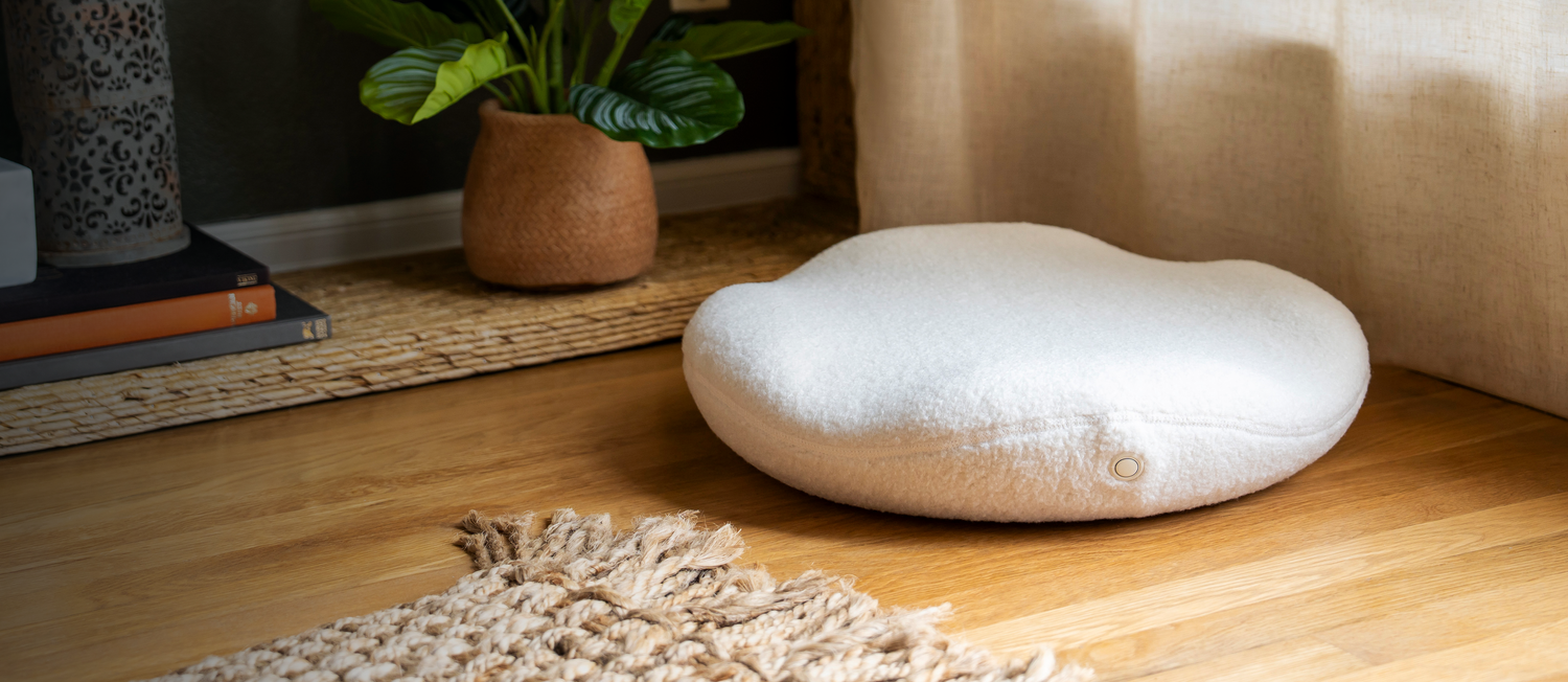 Custom Orthopedic Heated Cat Bed For Flawless Order photo